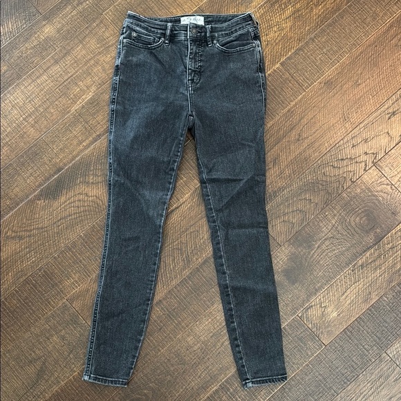 We The Free Denim - We The Free Black Distressed Skinny Jeans